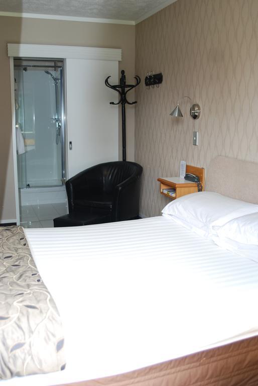 Fountain City Motor Inn Гамильтон Экстерьер фото